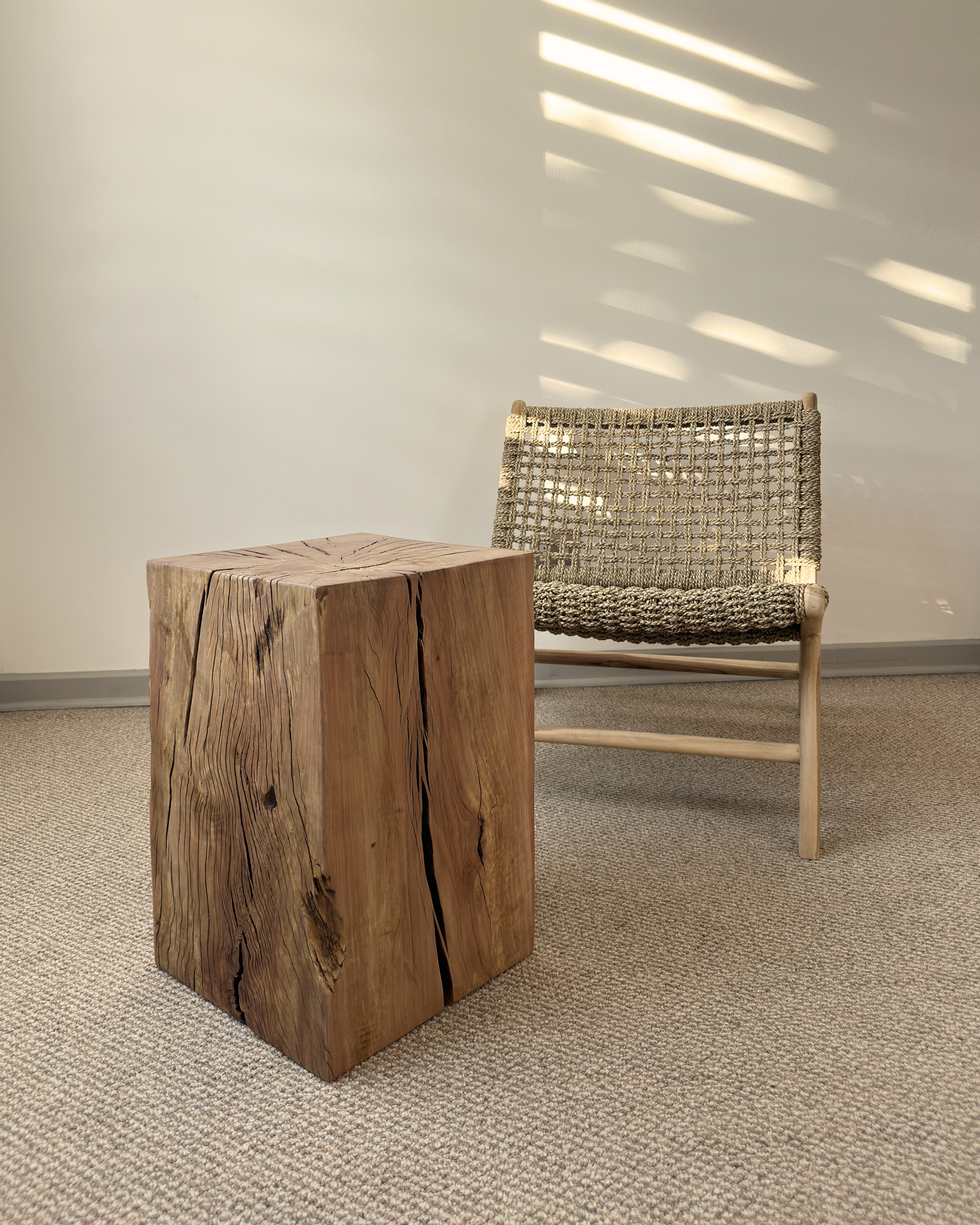 MESA LATERAL KASANOBLE